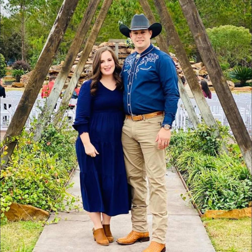 Meet your Posher, Holly